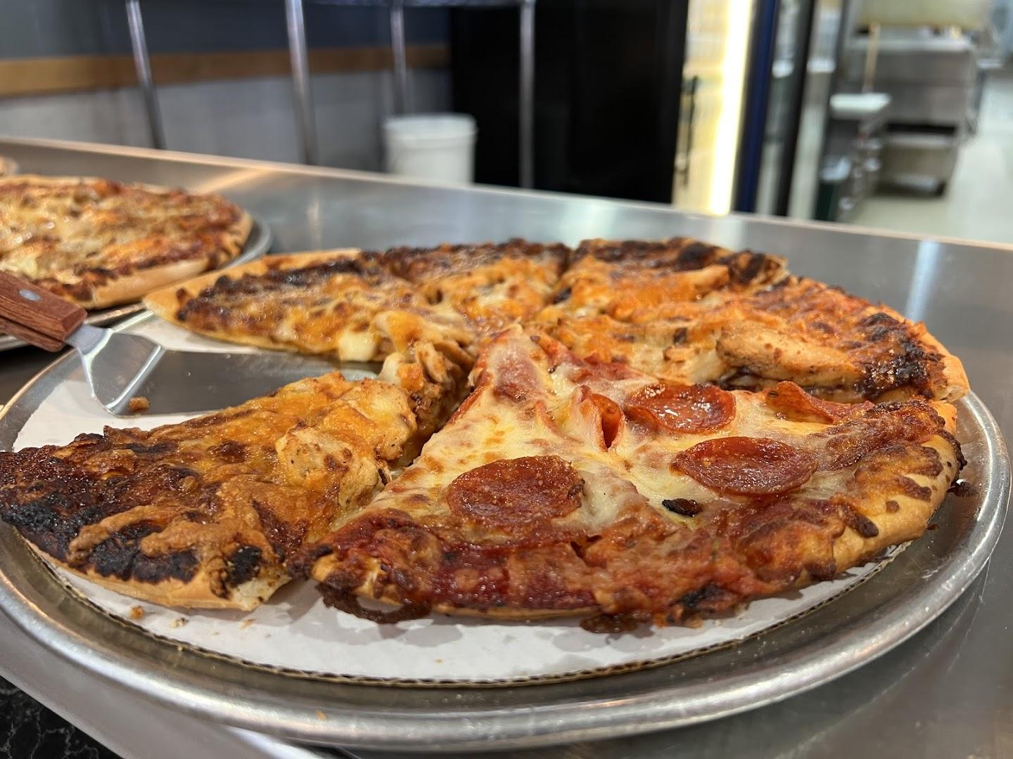 Denelies Pizza